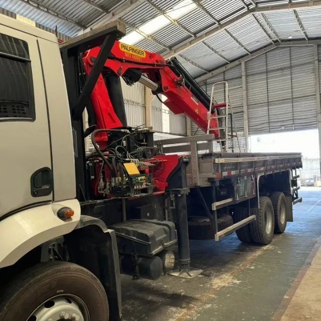 Ford cargo 2428 munck madal 60 ano 2012 - Foto 3