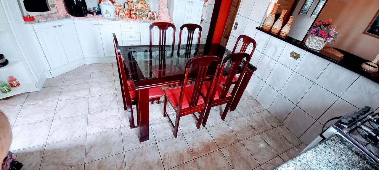 Mesa de cozinha com seis lugares.  - Foto 5