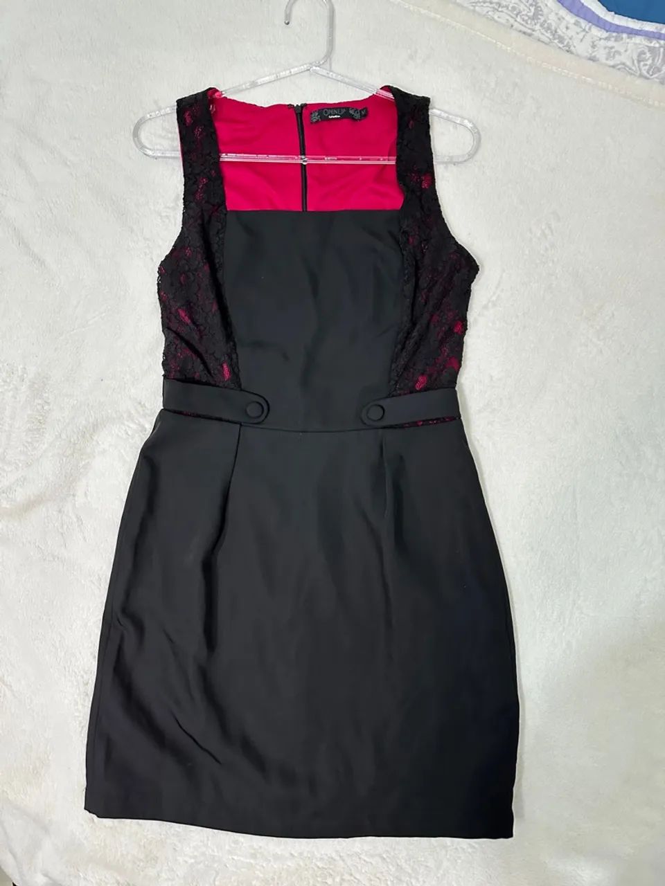 Vestido Open Up Preto com Detalhes em Renda - Foto 3