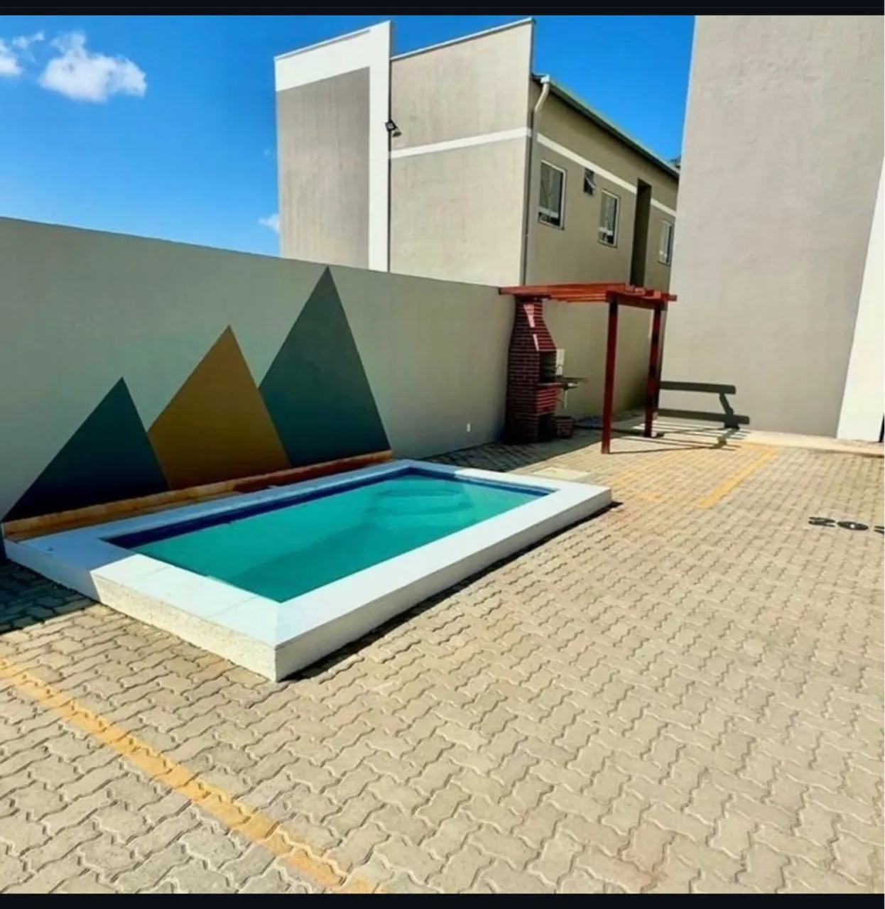Apartamento para alugar 2 quartos com Piscina no B. Caracanga ( Jardim Europa) - Itaitinga