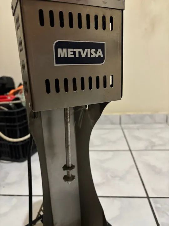 Batedor de Milk Shake semi novo