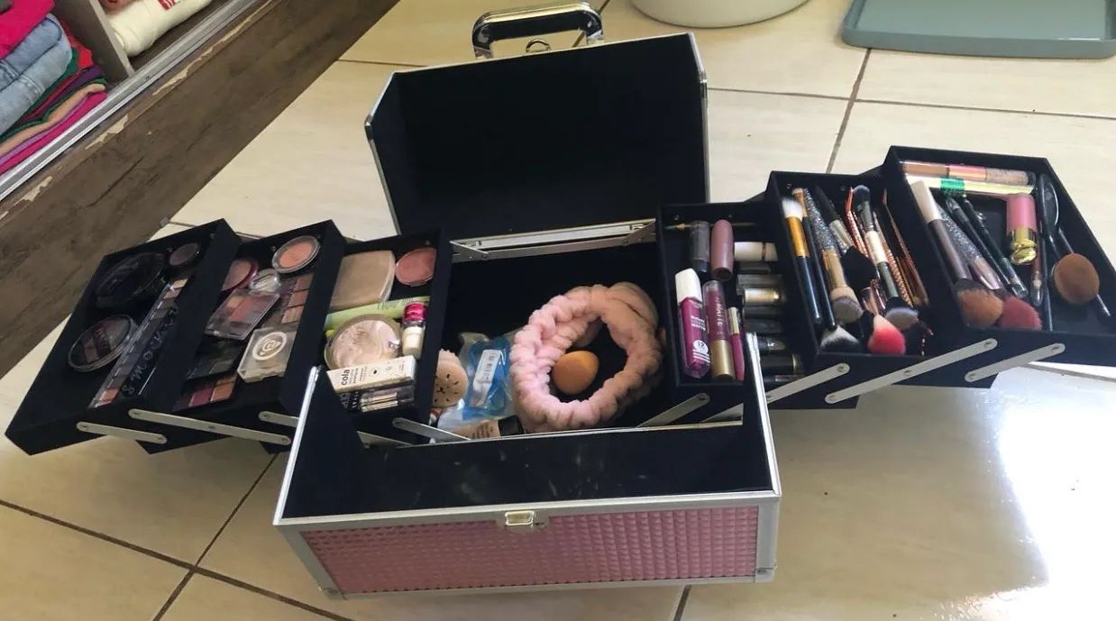 Maleta de Maquiagem Rosa - Foto 2