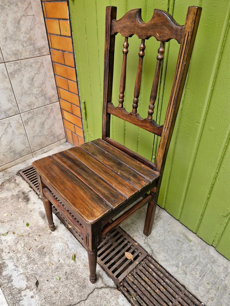 Cadeira antiga - Foto 4