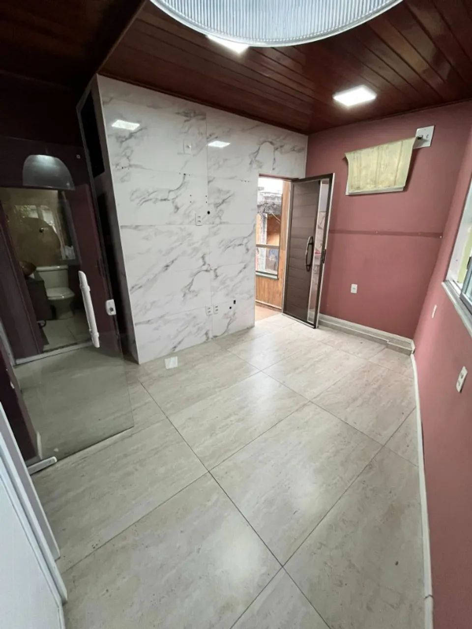 Vendo Apartamento Tipo Casa  - MANGUINHOS/AMORIM