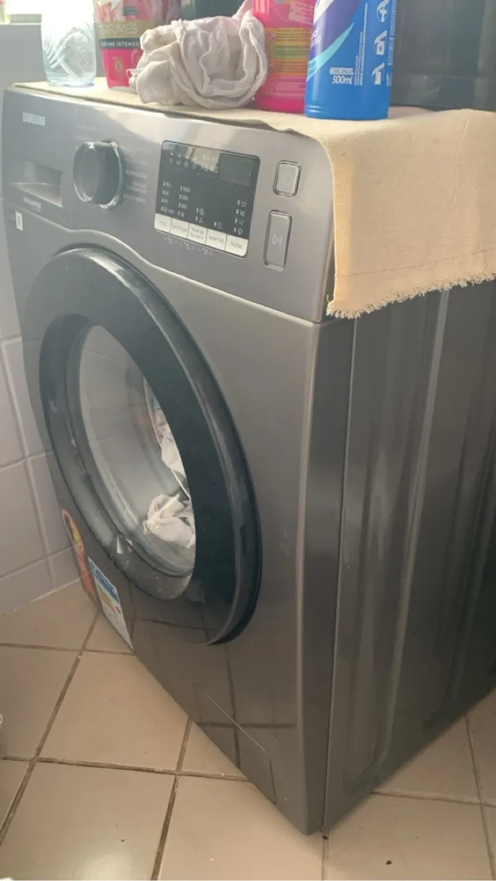 Lava e seca Samsung