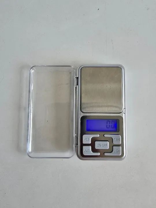 Balança de Precisão para joias, muito compacta e cabe até no bolso, também tem Mini Escala
