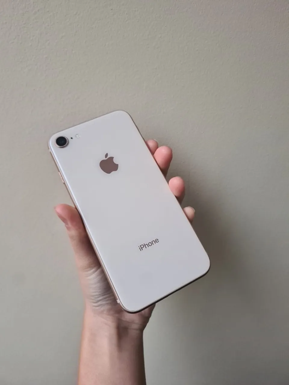 Vendo iPhone 8 | 64gb