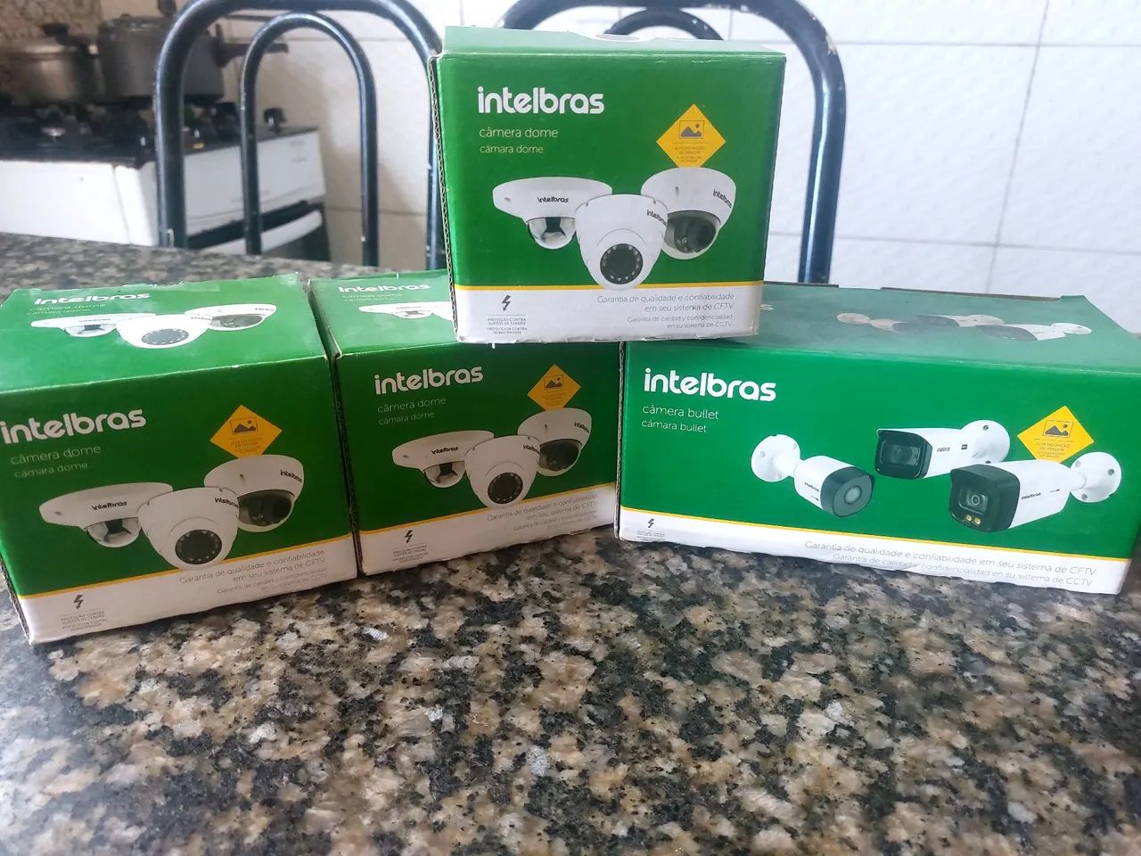 Kit de Câmeras Intelbras - Segurança Completa