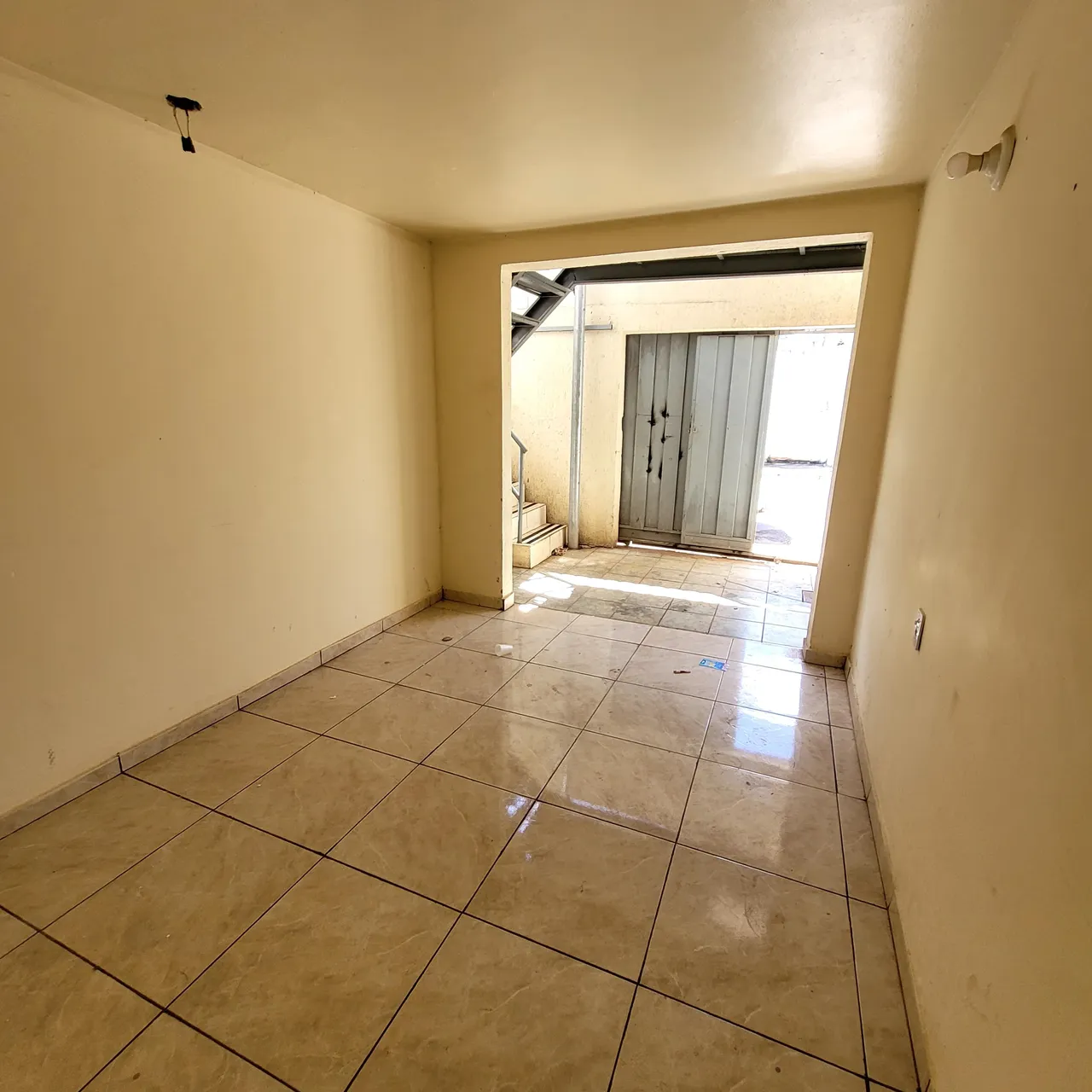 Alugo apartamento na quadra 05 Jardim Roriz