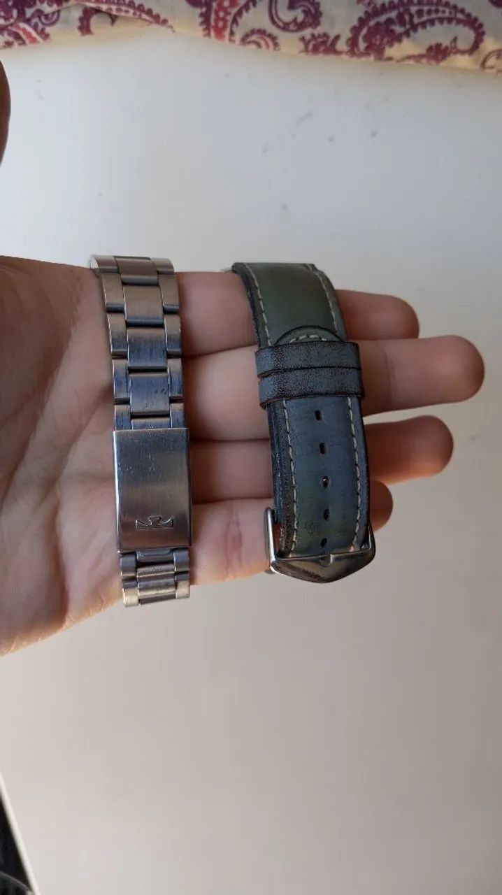 Vendo Dois Relógios Technos Numeral - Foto 2