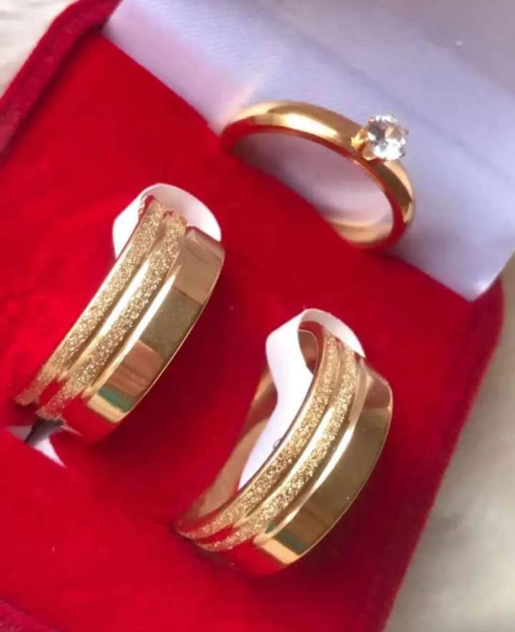 Par Alianças 8mm reta lisa frisos diamantados+Solitário!