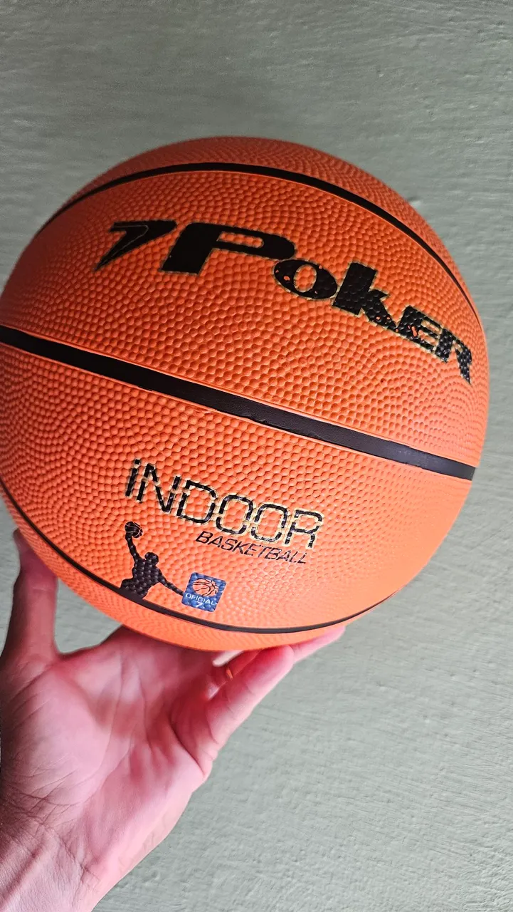 Bola de Basquete Indoor tamanho 7 Oficial Poker Nova