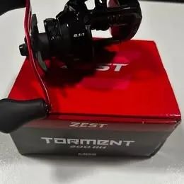 Carretilha Zest Torment 200 RH (Direita)