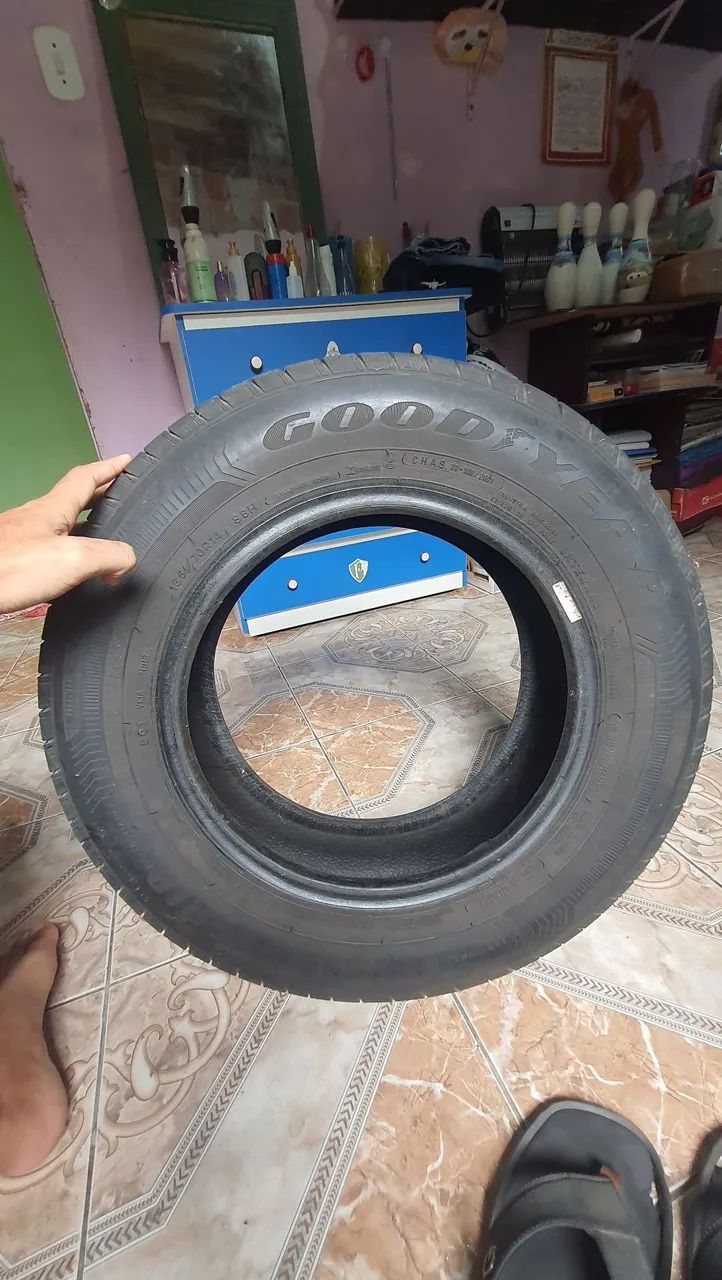 Pneu 185/70 R13 Usado - Foto 4