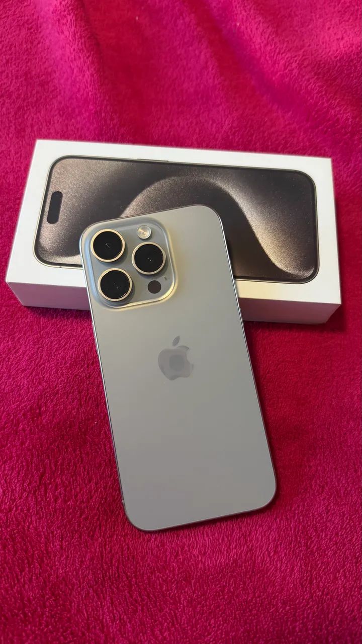 Iphone 15 Pro 256gb - muito novo