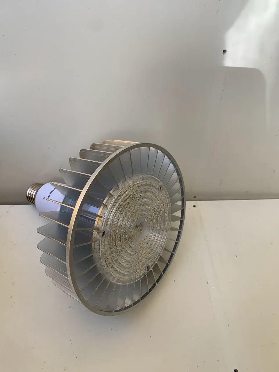 Lâmpada LED E40  160w Bivolt (20000lm) Philips - Foto 2