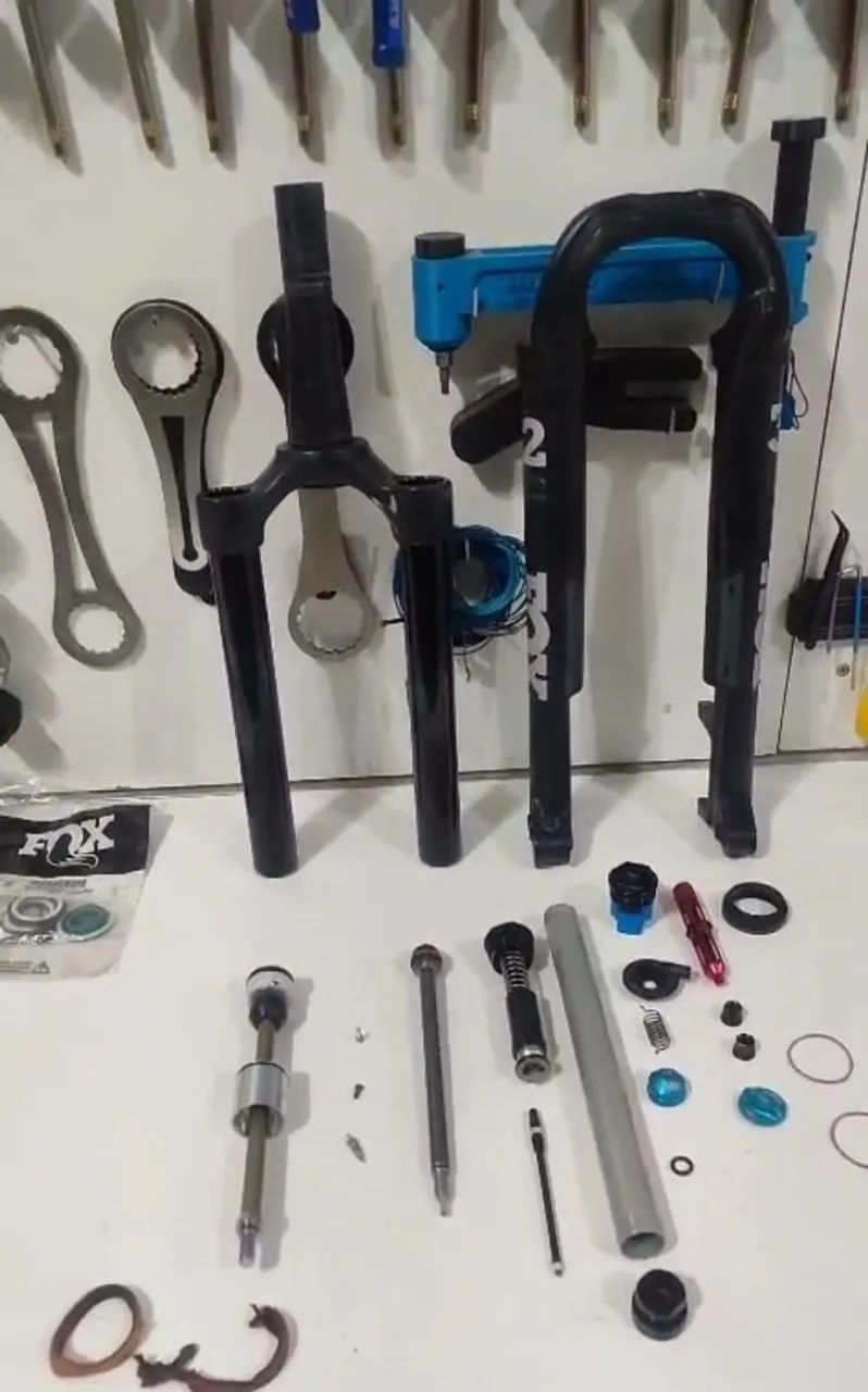 Suspensão Fox STEP CAST 32 BOOST  - Foto 4