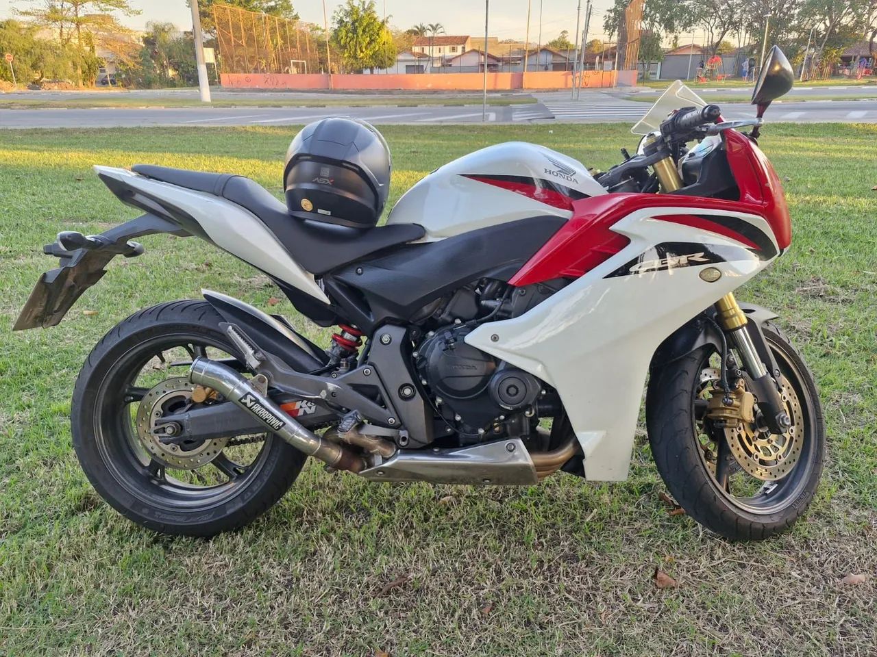 CBR 600 F conservada e de procedência  - Foto 3