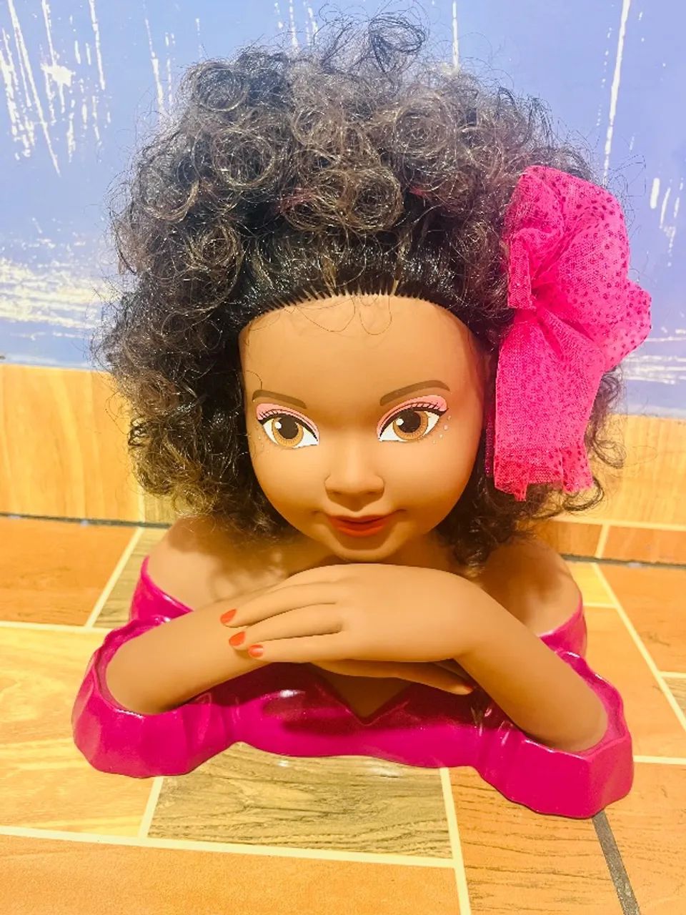 BRINQUEDOS E BONECAS SEMIM NOVA