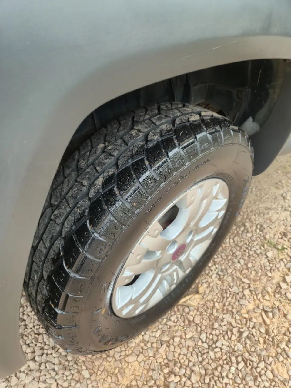 Fiat Strada Adv.1.8 16V Dualogic Flex CD 2012 - Foto 3