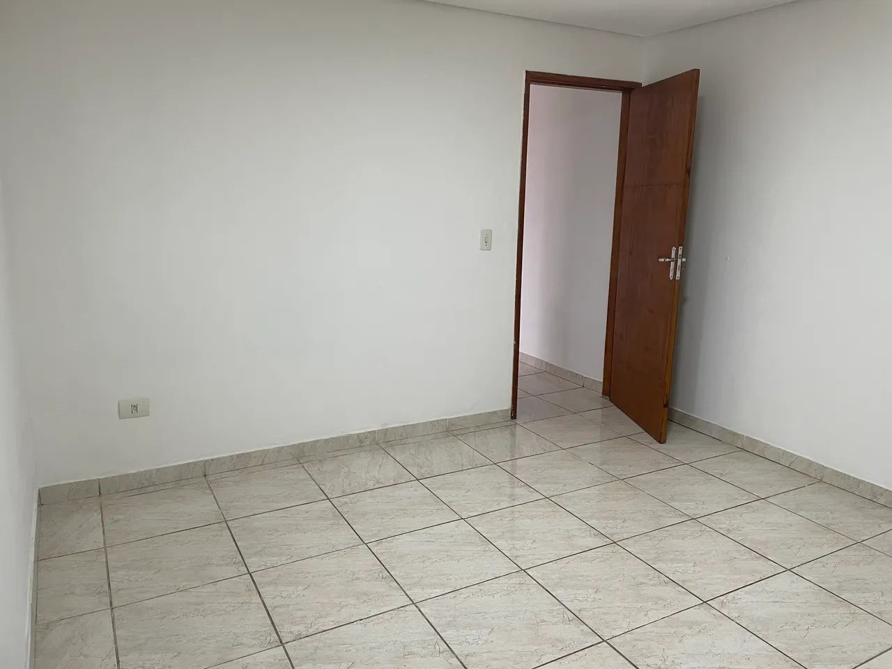 Kitnet quarto cozinha e banheiro  - Foto 2