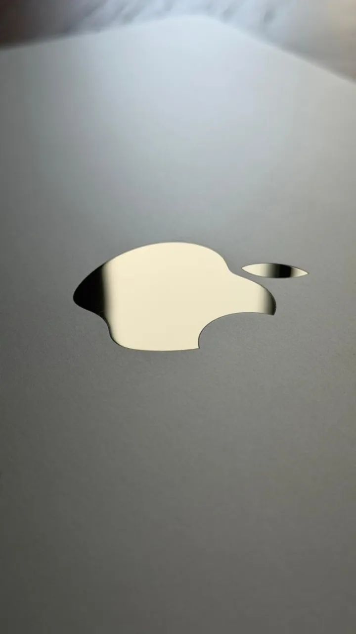 MACBOOK M2 13" / 16GB RAM / 256GB - Foto 2
