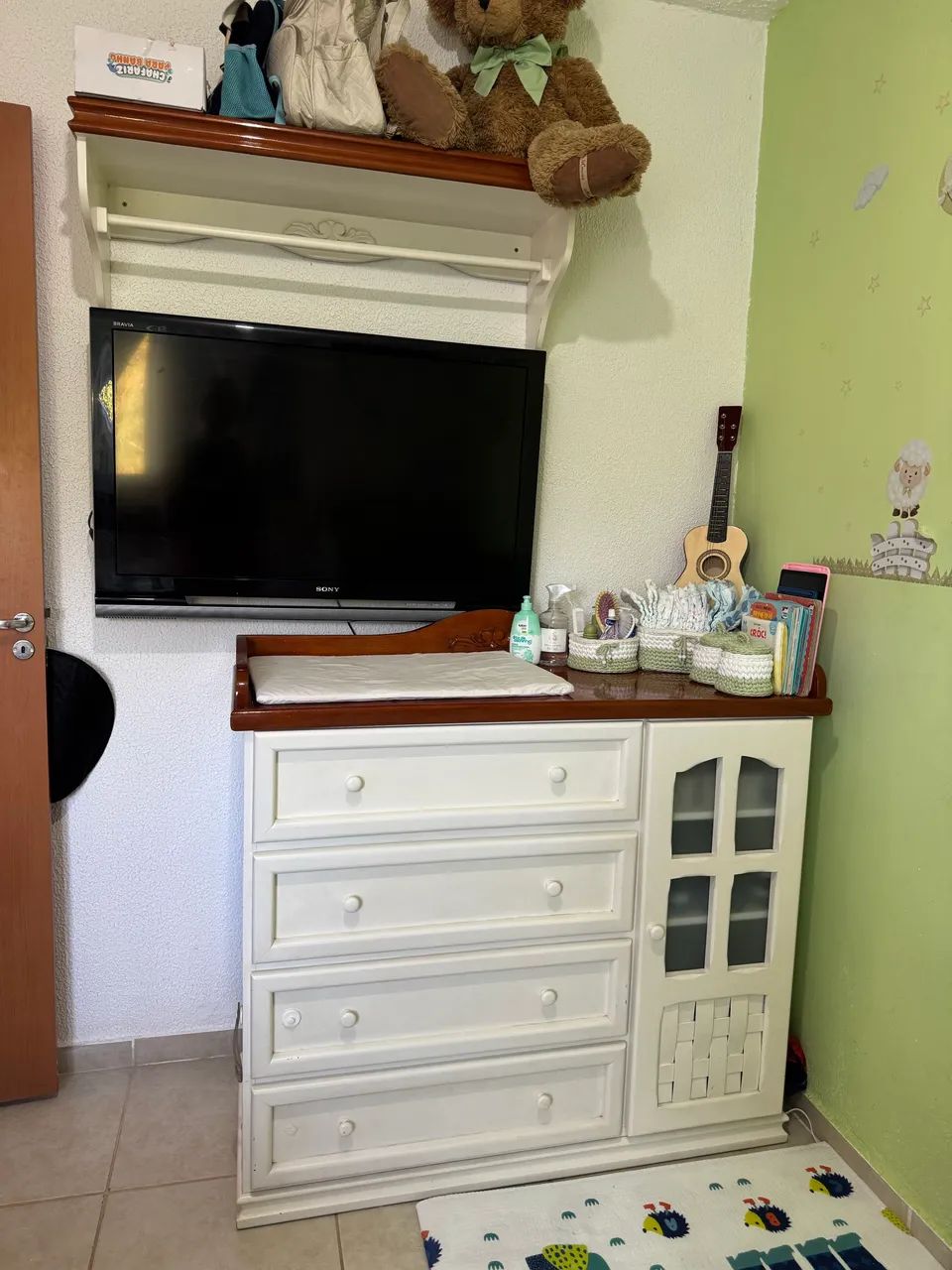 berço, c ômoda e prateleiras  - Foto 2