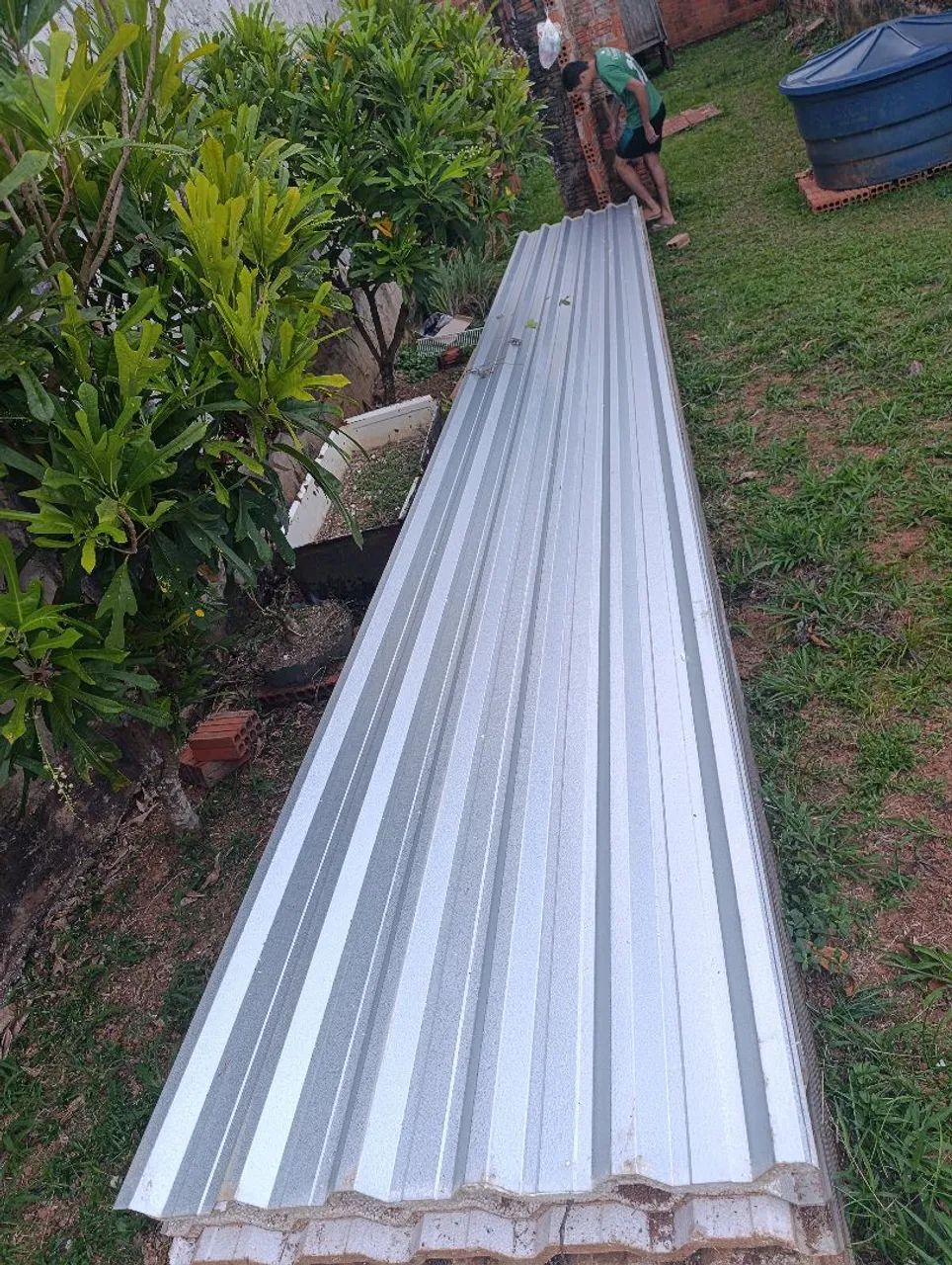 Telhas de zinco e isopor  - Foto 2
