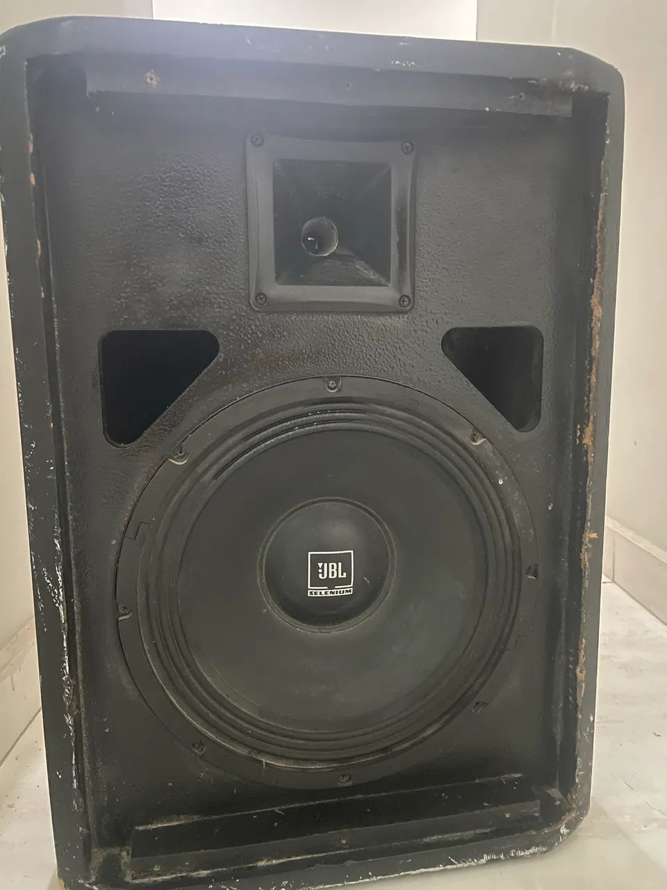Vendo caixa amplificadora  - Foto 3