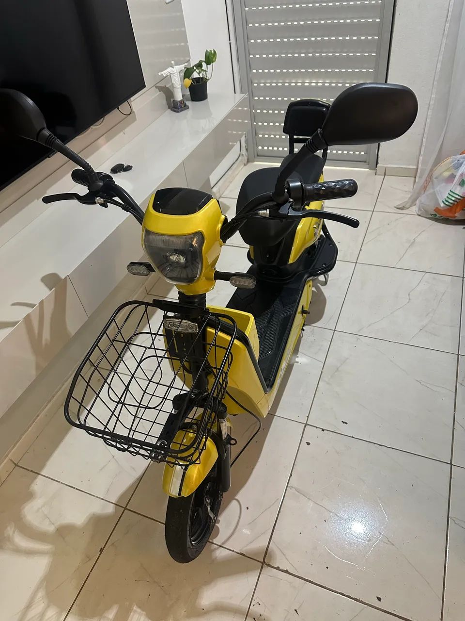 Bicicleta elétrica 500w novinha - Foto 3