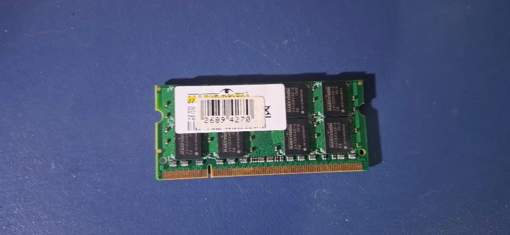 Memória RAM 2GB