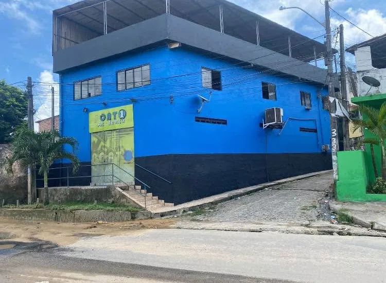 Duplex / Sobrado com ponto comercial