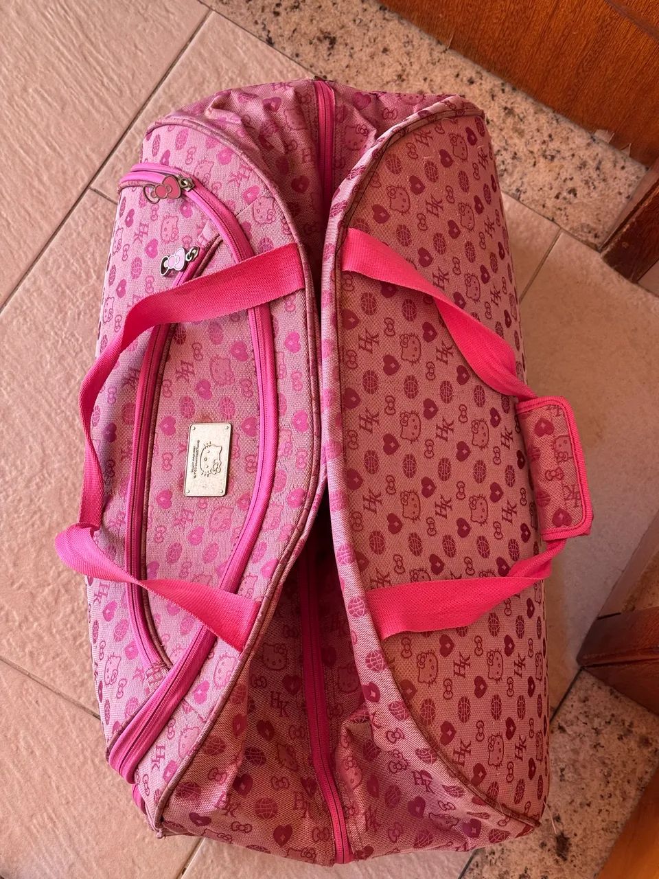 Bolsa de viagem com rodinha hello kitty - Foto 2