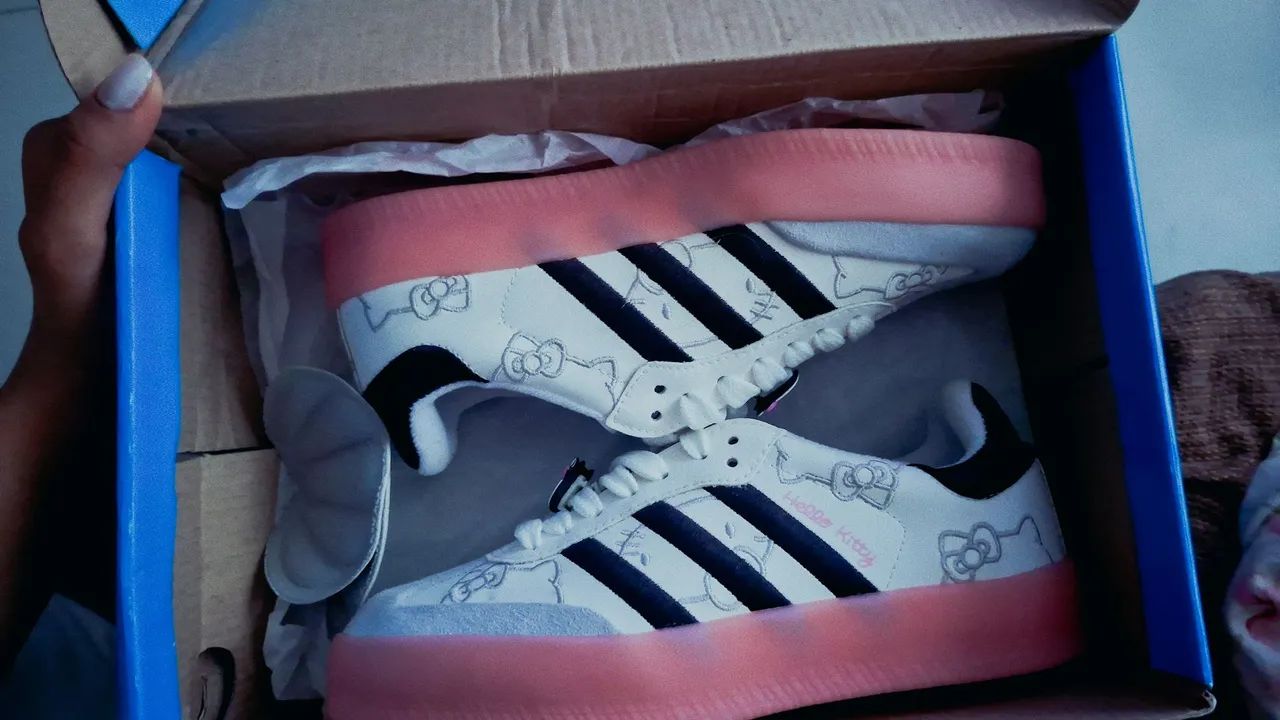 Tênis Adidas Samba Hello Kitty  - Foto 3