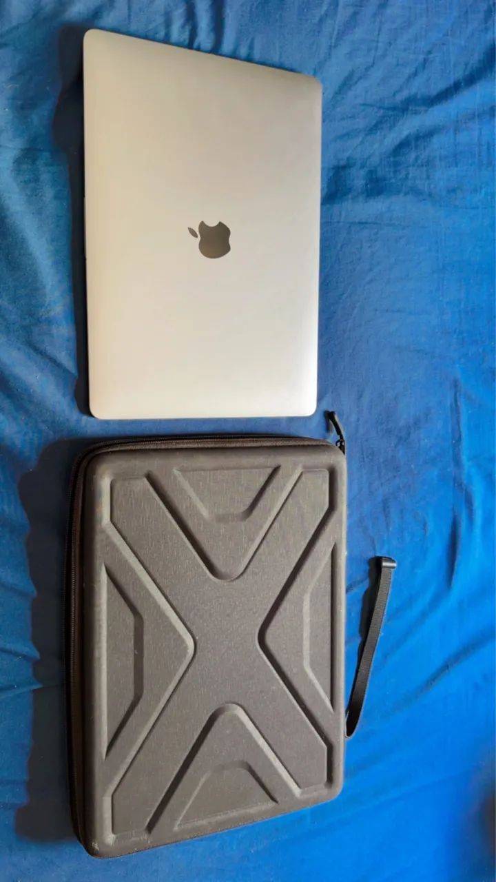 MacBook Pro M2 (2022) 13