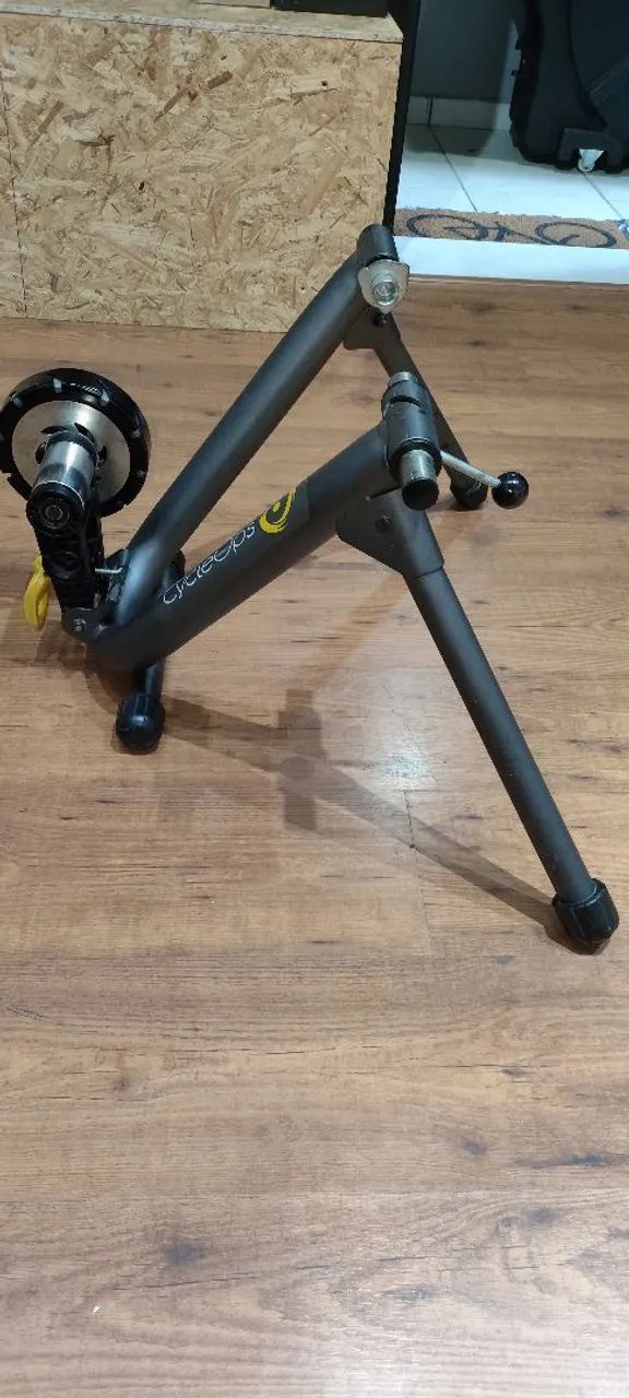 Vendo Rolo de Treino CycleOps  - Foto 5