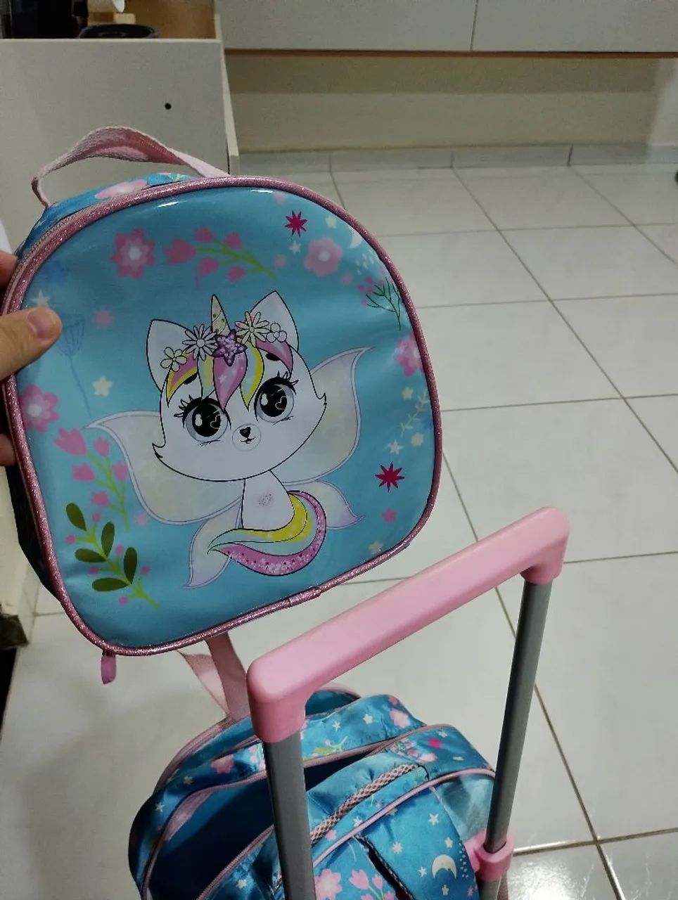 Mochila + Lancheira Infantil Feminina seminova - Foto 2