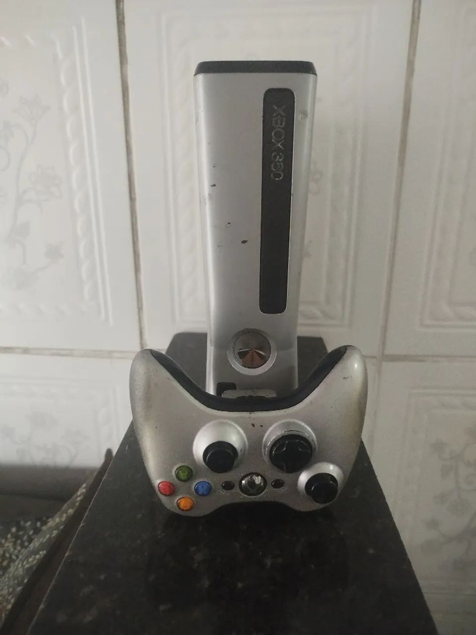 Xbox 360 slim *COM DEFEITO* - Foto 2