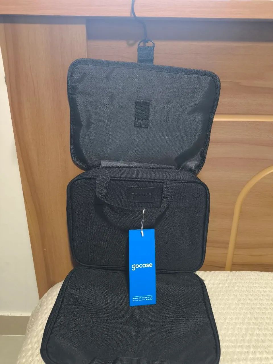 NECESSAIRE GOCASE DOBRAVEL COM CABIDE - Foto 3