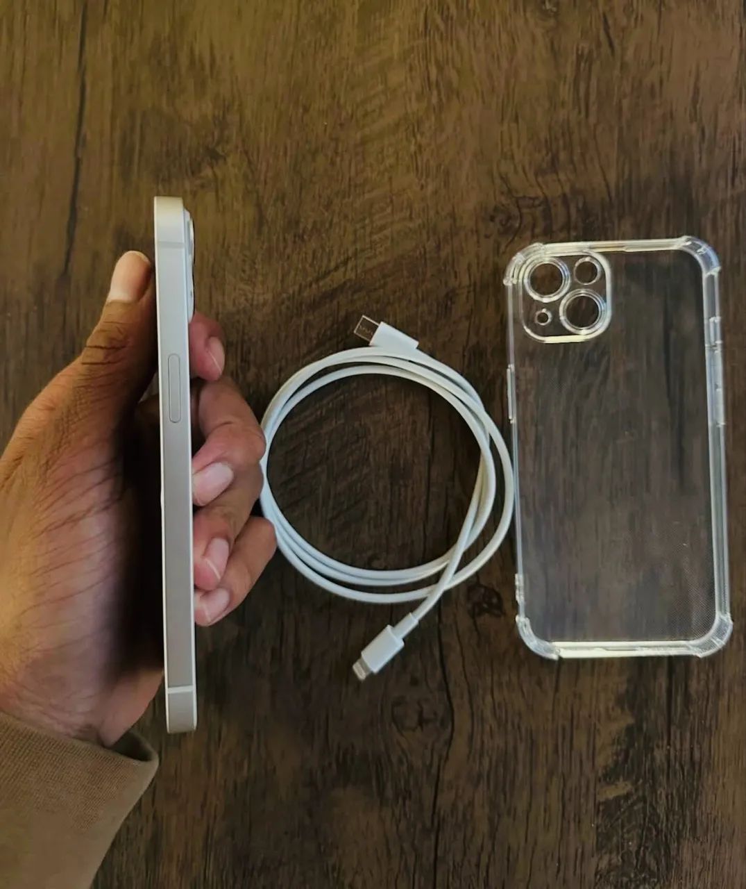 iPhone 13 128GB Branco  - Foto 3