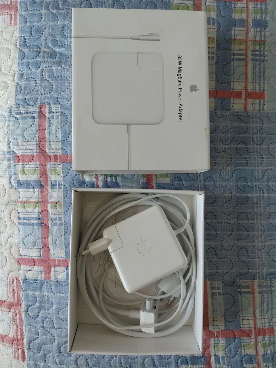 Apple 85W MagSafe Power Adapter