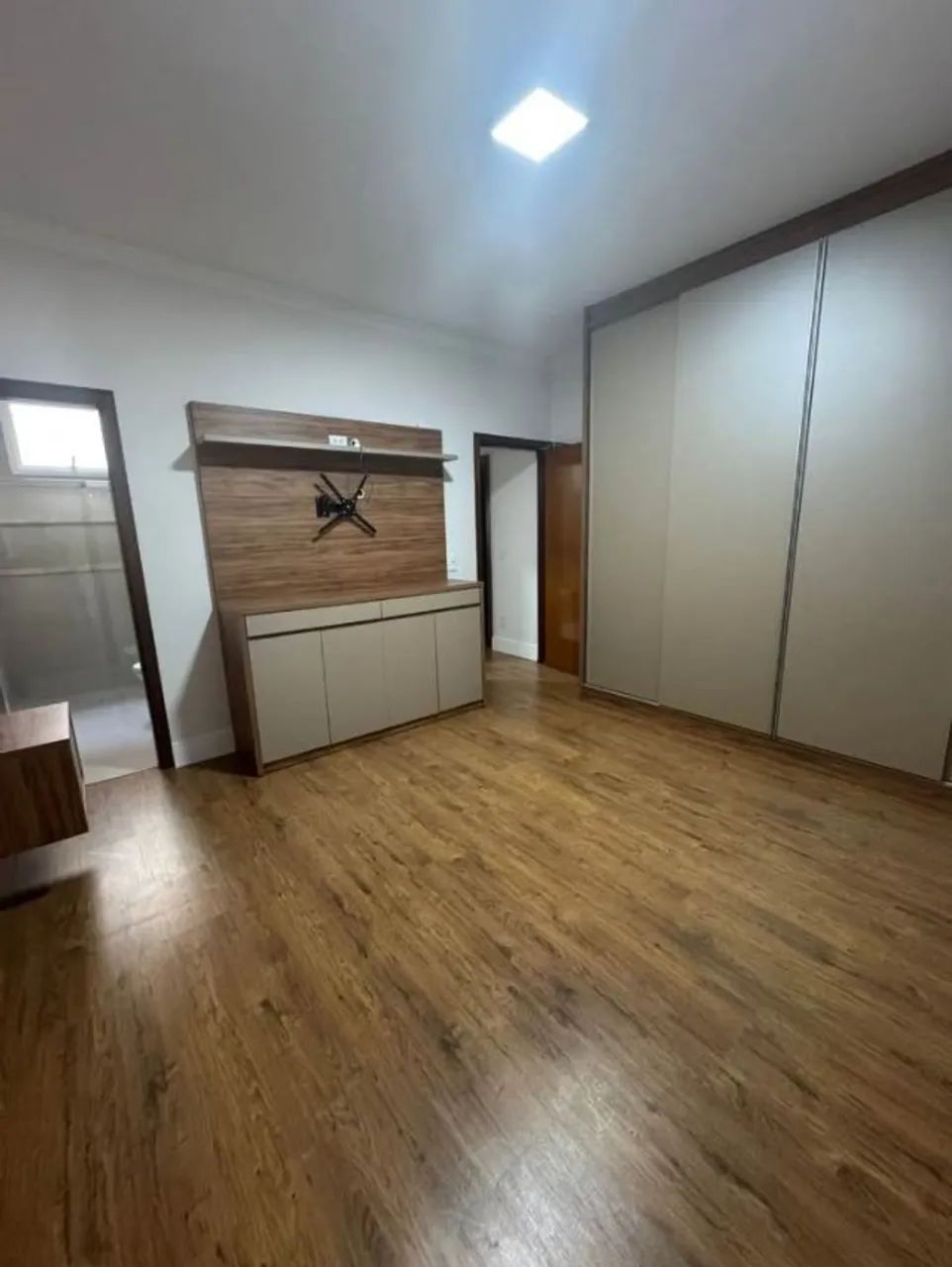 Vendo Casa grande em Samambaia 220.000,00 - Foto 4