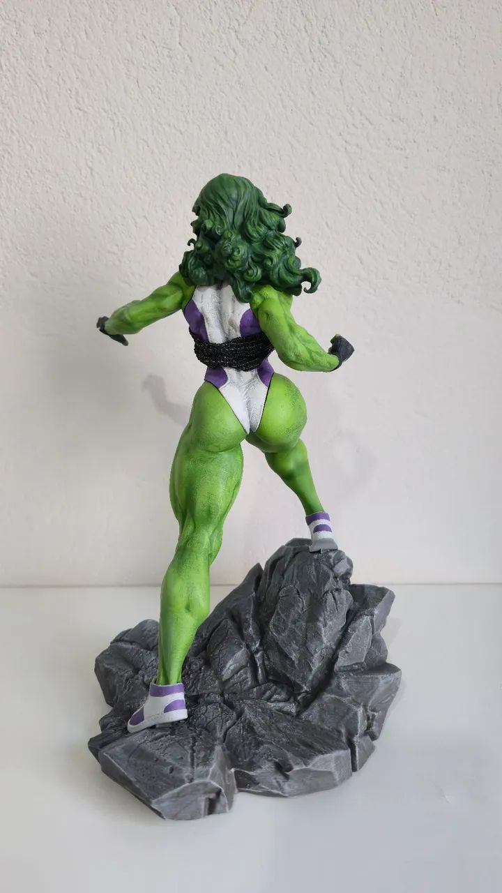 Figura She Hulk Impressão 3D  - Foto 3
