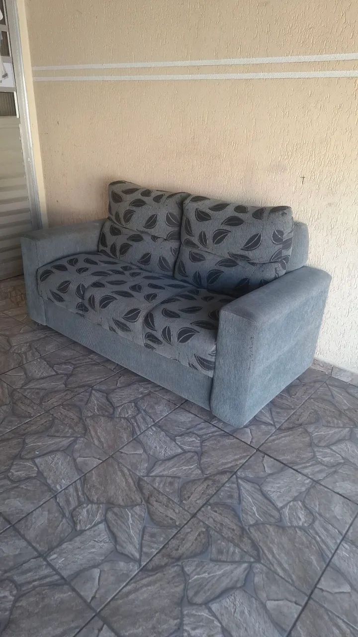 Sofá Cinza - Confortável e em bom estado - Foto 3