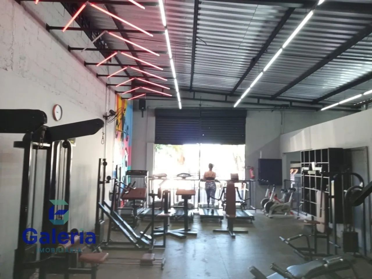 Salão comercial para alugar, 300m² - Vila Amélia - Foto 2