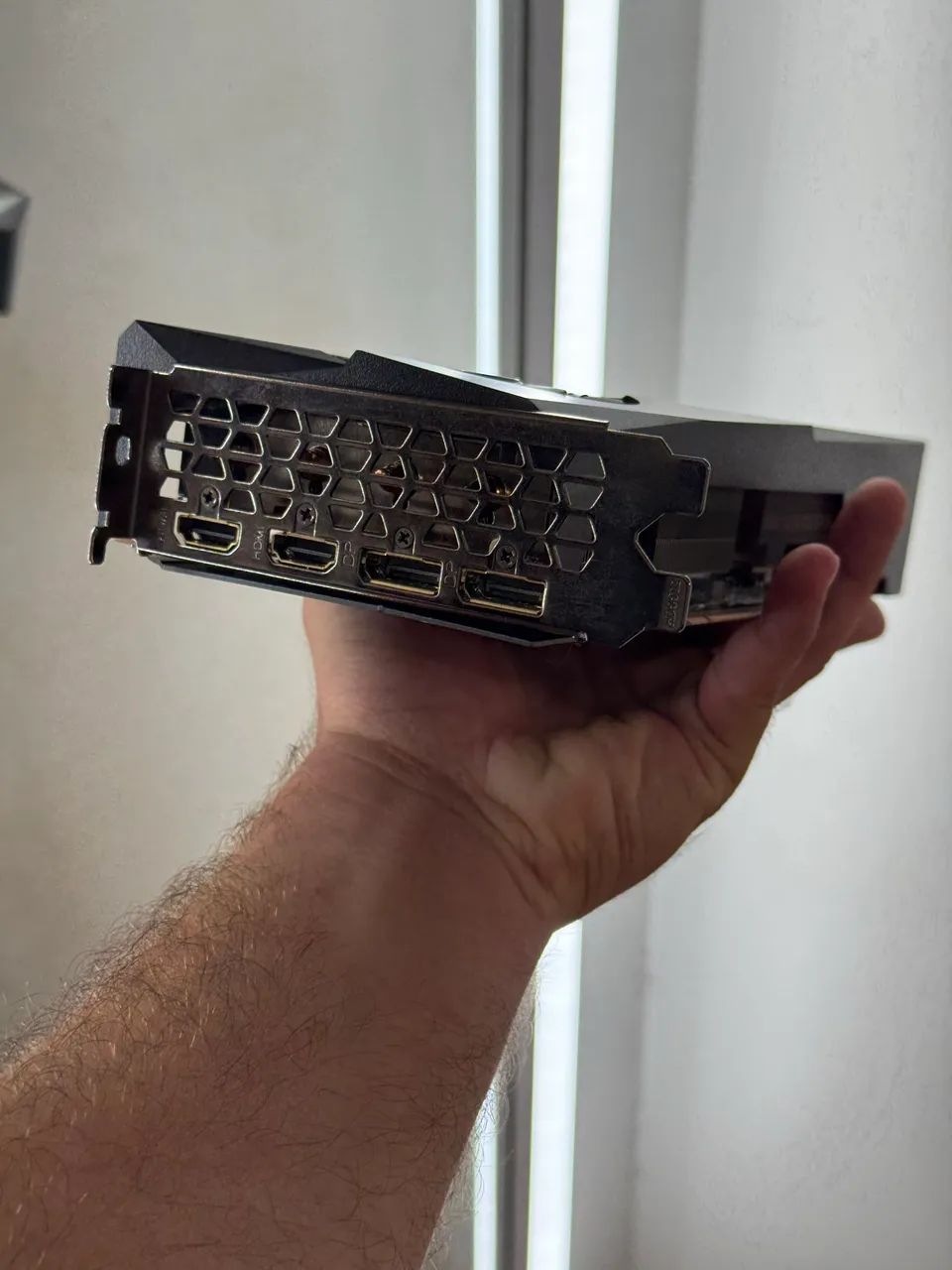 Rx 7600 Gigabyte Oc 8Gb - Foto 4