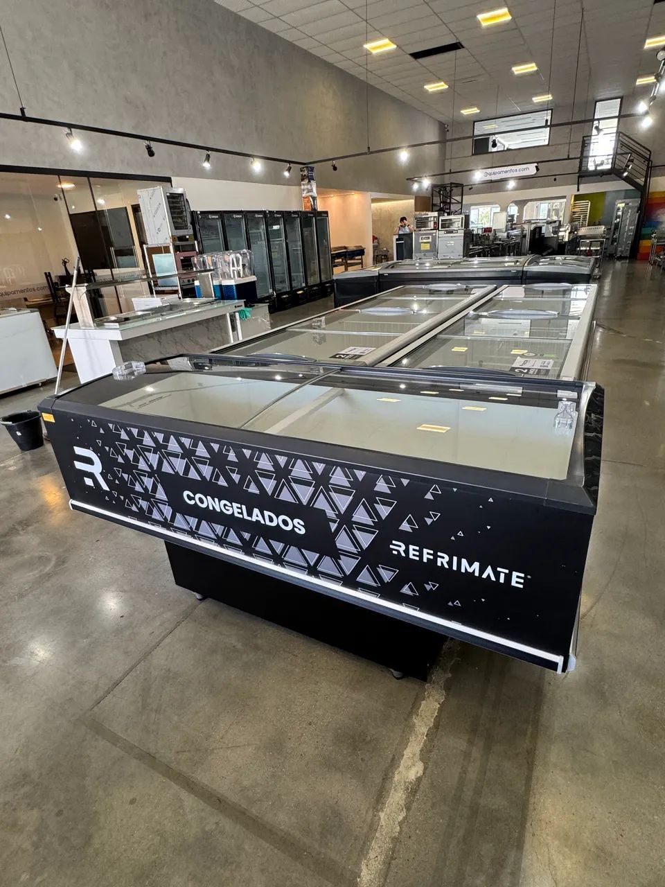 Expositor para congelados 2,00 metros nova 