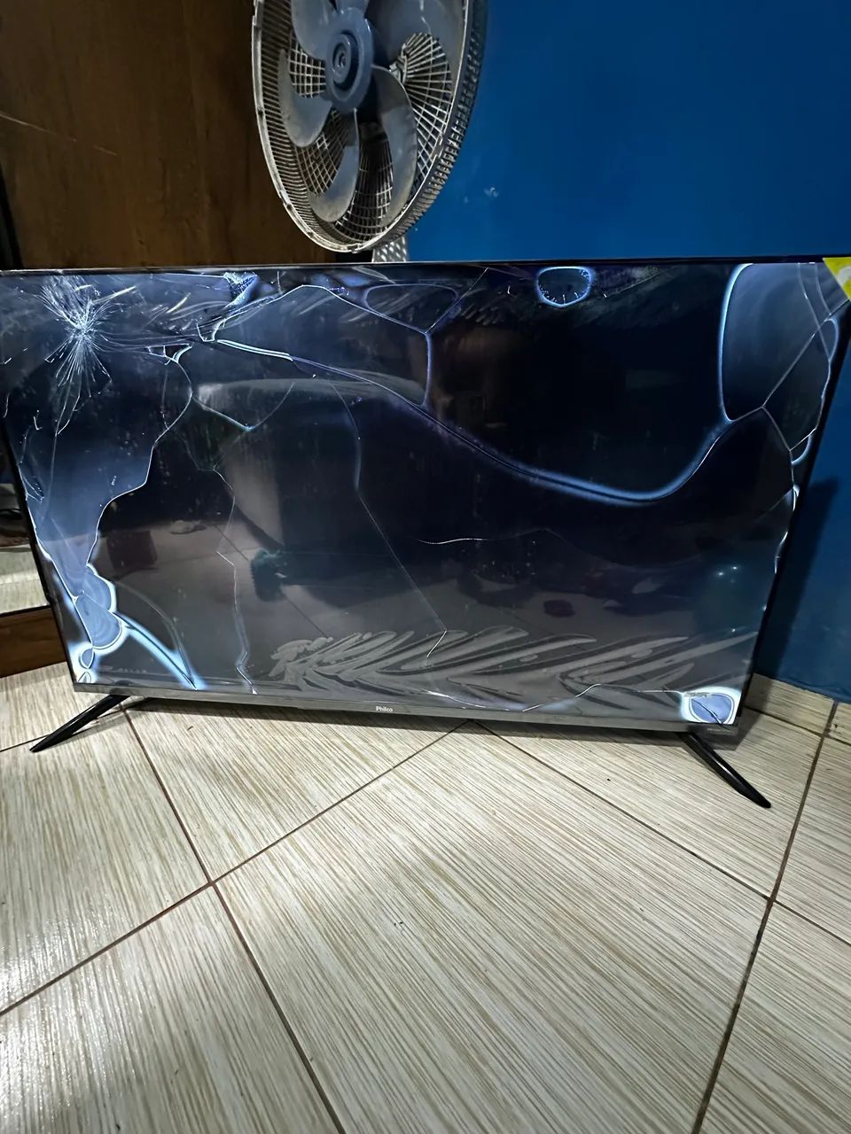 TV Philco 50 polegadas quebrada  - Foto 4