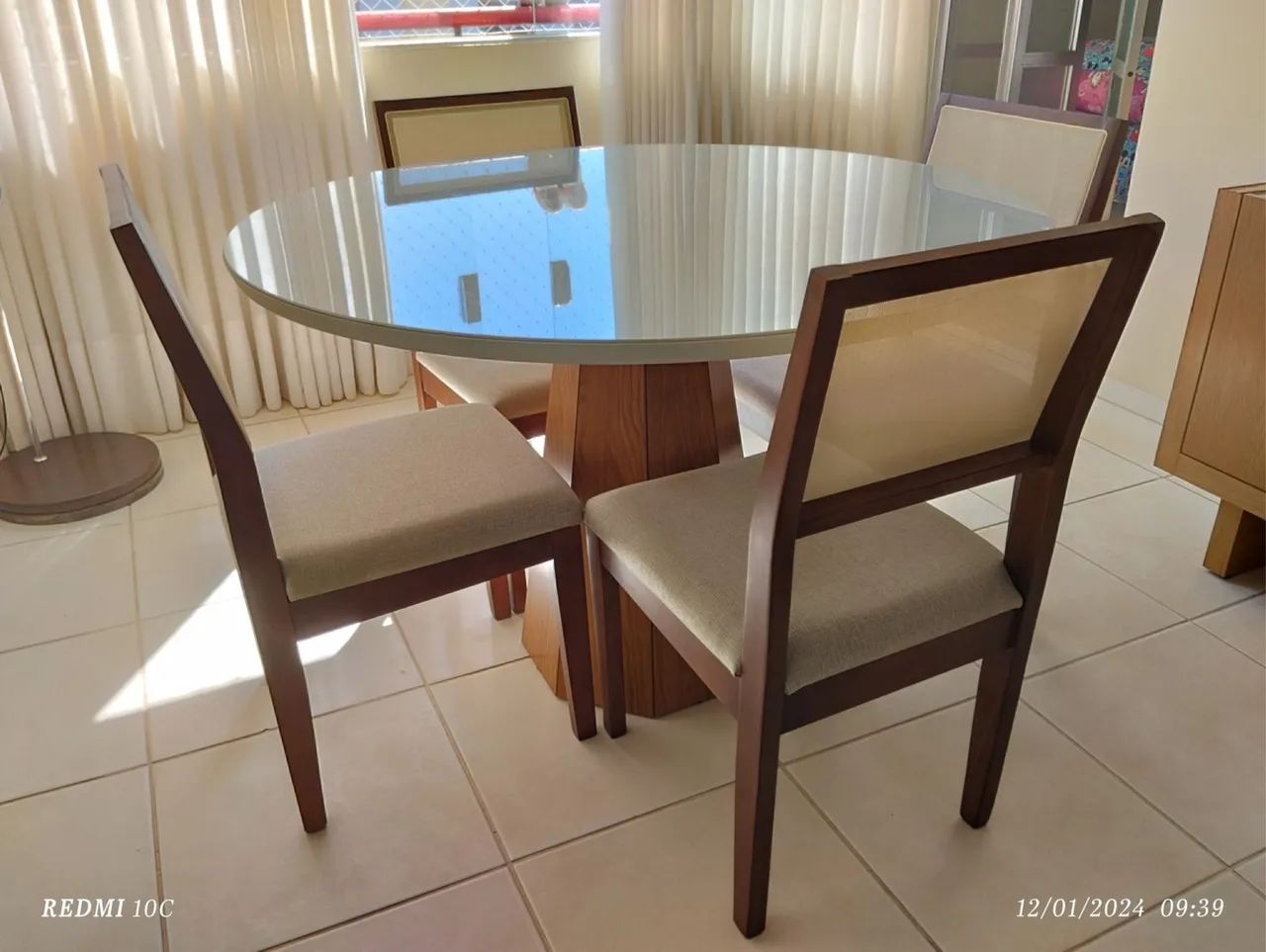 Mesa de madeira pronta entrega 