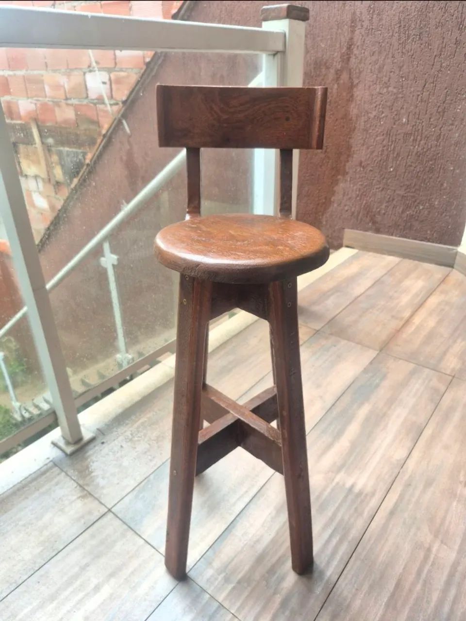 Banqueta com Encosto